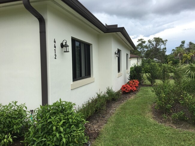 Photo - 4412 Vanda Dr