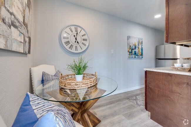 1HAB, 1BA - 525 ft² - Stonebrook Gated Community