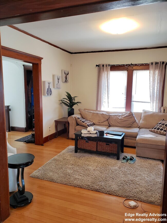 Photo - 4 Upcrest Rd Unit 2