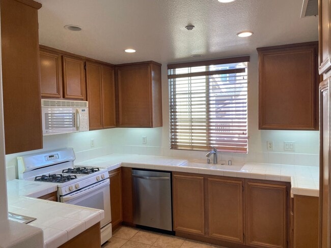 Photo - 2bd 2 ba Ladera Ranch Townhome for Lease