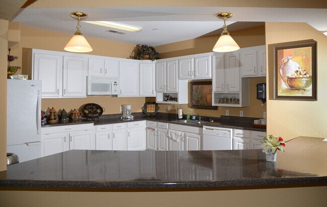 Photo - The Oaks of Wellington - 55 & Older Senior