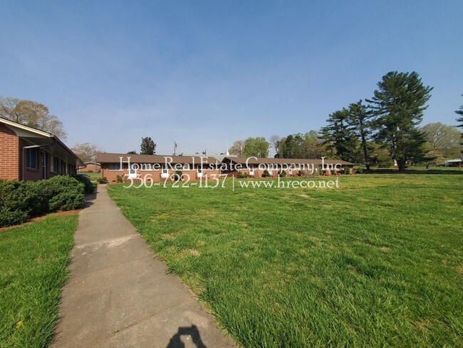 Building Photo - 4170 James St Unit 9