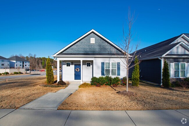 Building Photo - A Charming Ranch style home in Academy Poi...