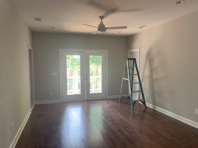 Photo - 254 Peiffer Ave