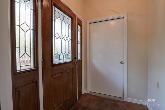 Photo - 12 Lancers Ln