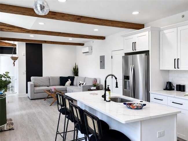 Photo - 50 Ashburton St Unit 4