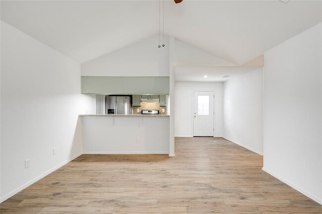 Photo - 6210 Buffalo Pass