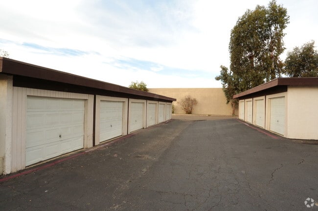 Shady Ridge Apartments - Shady Ridge Apartments