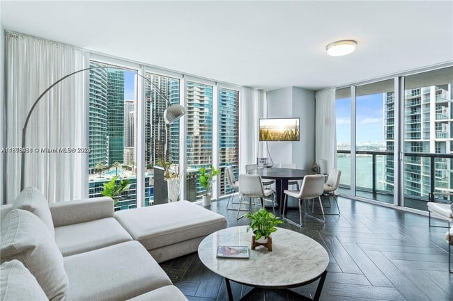 Photo - 485 Brickell Ave Unit 2302