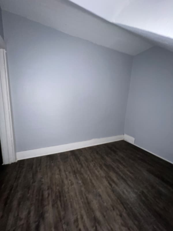 Building Photo - 133 Defiance Ave