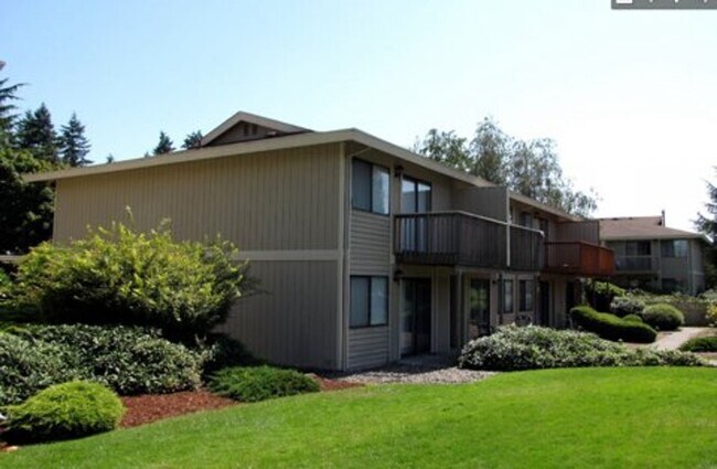 Photo - Bryn Mar Village