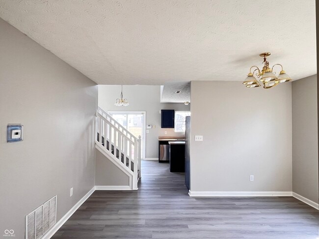 Photo - 713 Hollowood Ln