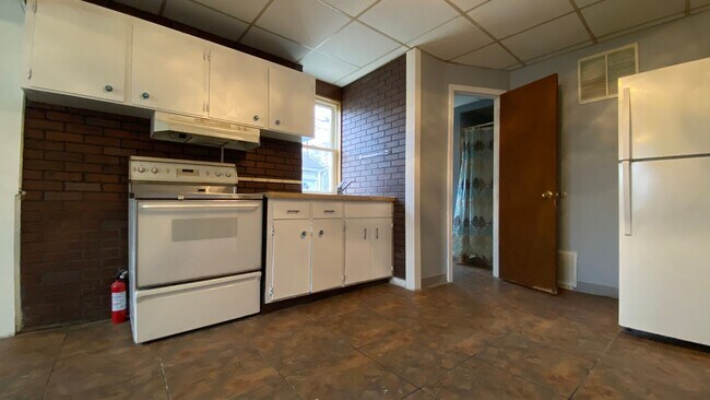 Photo - Dean's Hill Road Tri Plex 2 Unit 5454 1/2 Deans Hill Road