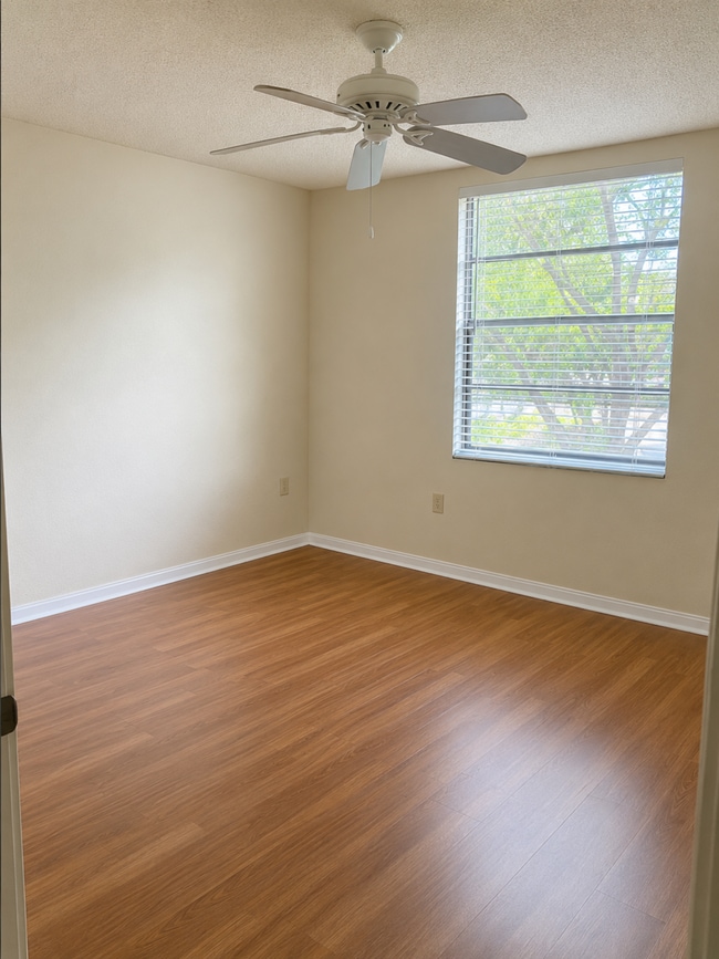 Photo - 3640 Whitehall Dr Unit 206