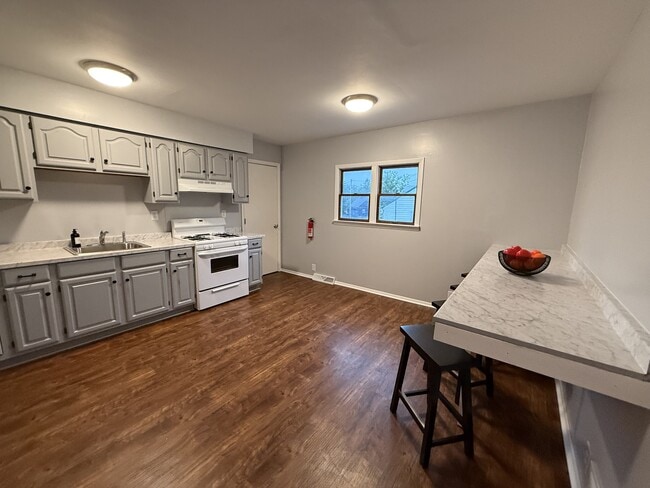 Photo - 742 Locust St Unit 1