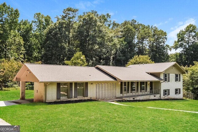 Photo - 1716 Regency Pl