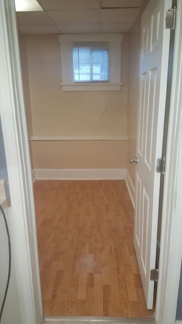 Building Photo - 809 Watson St Unit Apt 1