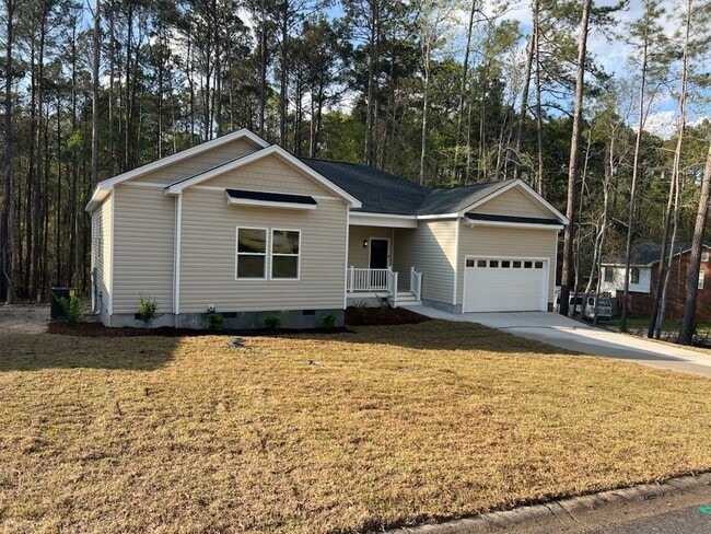 Building Photo - 700 Torwood Dr