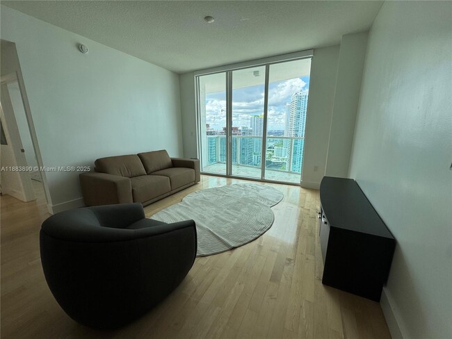 Photo - 31 SE 5th St Condo Unit 3817