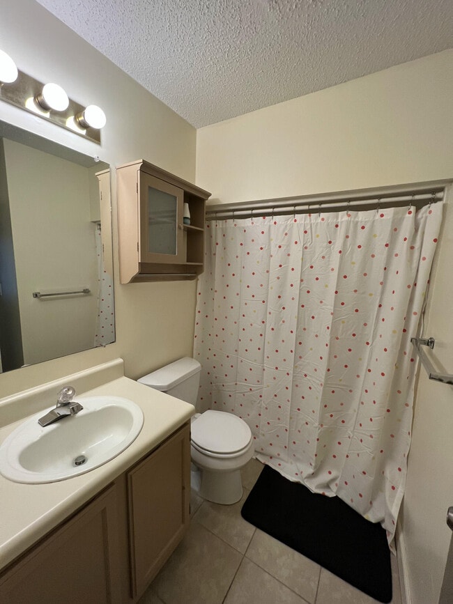 Photo - 116 Westlake Ct