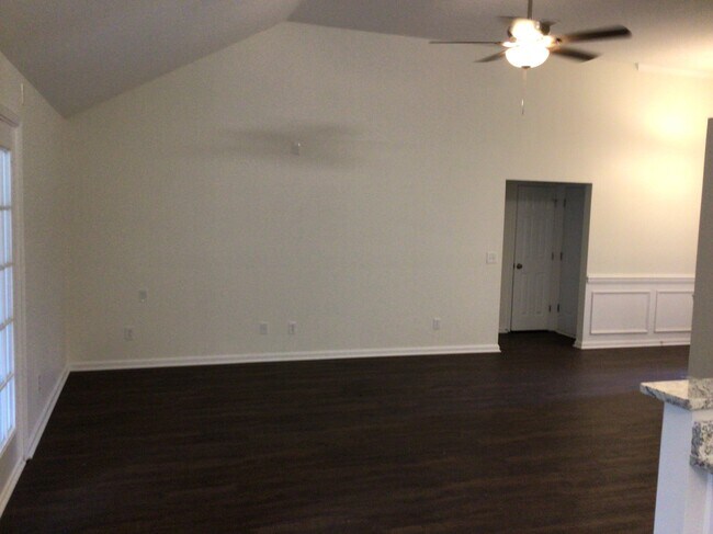 Photo - 126 Aquinnah Dr