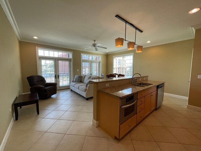 Photo - 415 E Romana St Unit #205