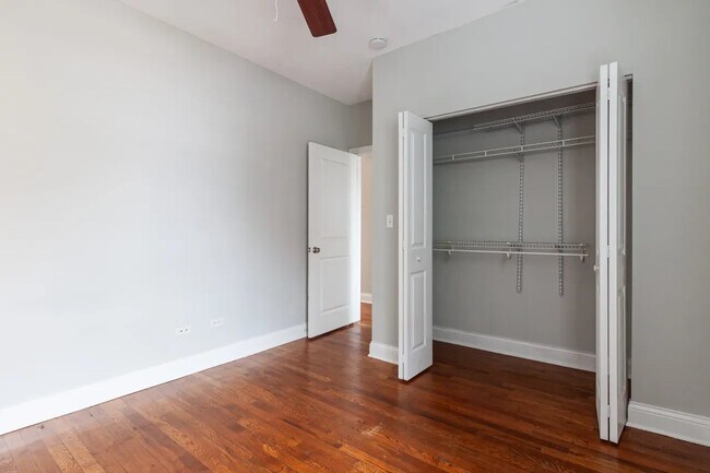 740 W Addison St Unit 740 West Addison Street