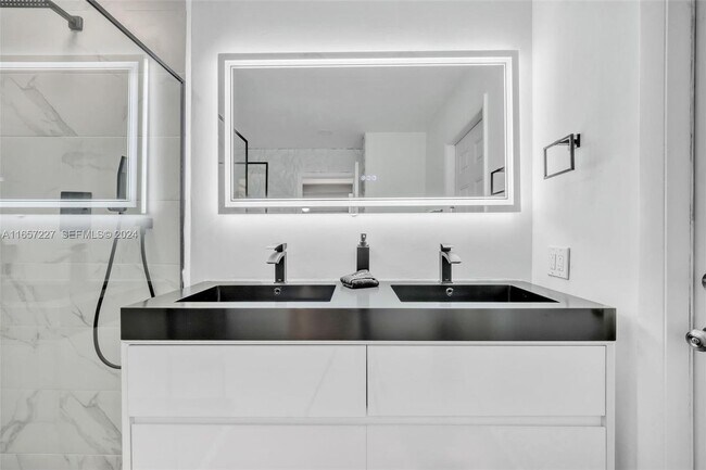 Photo - 5830 NE 14th Rd