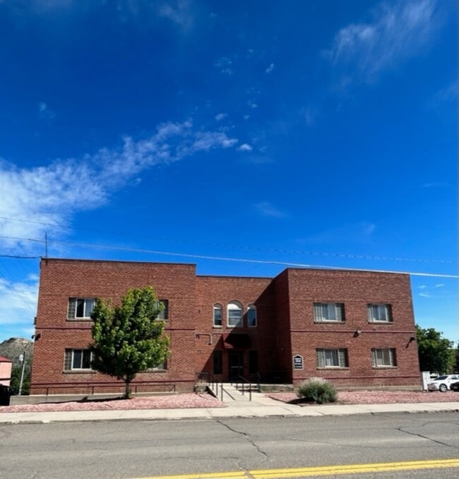 Lovely Art Deco style building