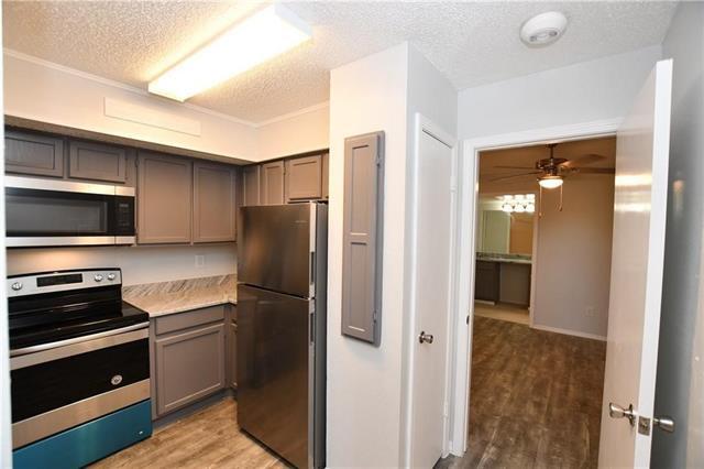 Photo - 9835 Walnut St Unit 108