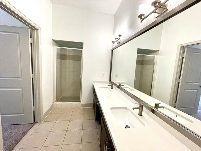 Photo - 2222 Smith St Unit 201