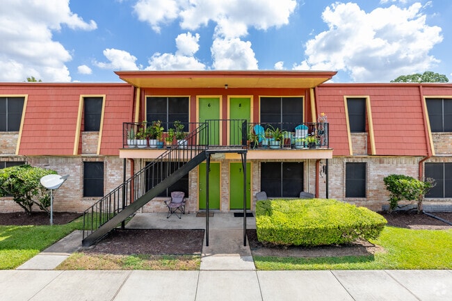 Dover Place Apartments