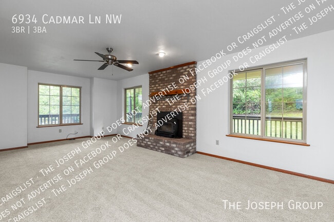 Photo - 6934 Cadmar Ln NW