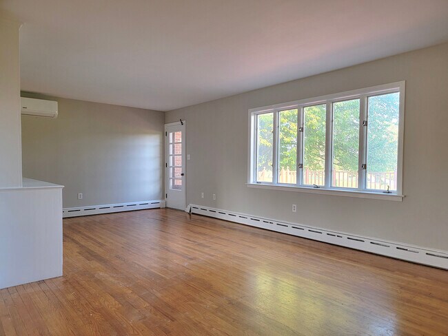 Photo - 270 Stevens Rd