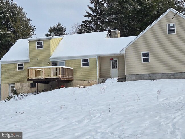 Building Photo - 128 Valley Green Dr