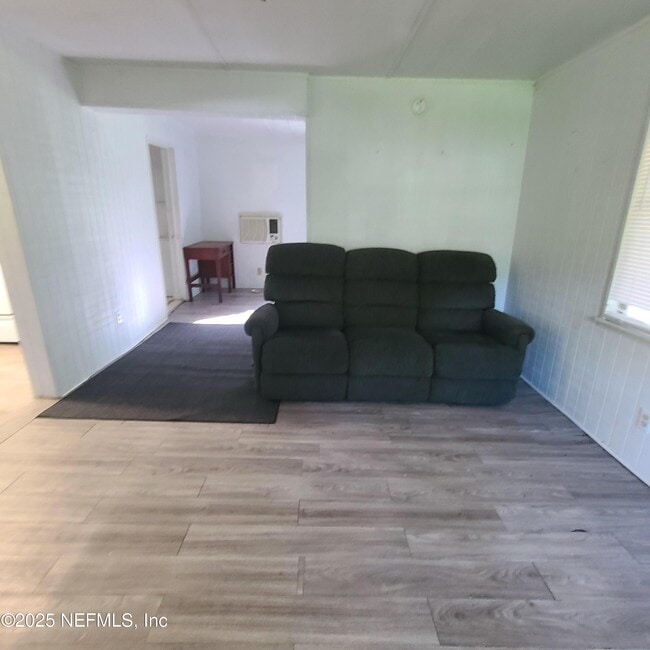 Photo - 1420 Lake Disston Dr