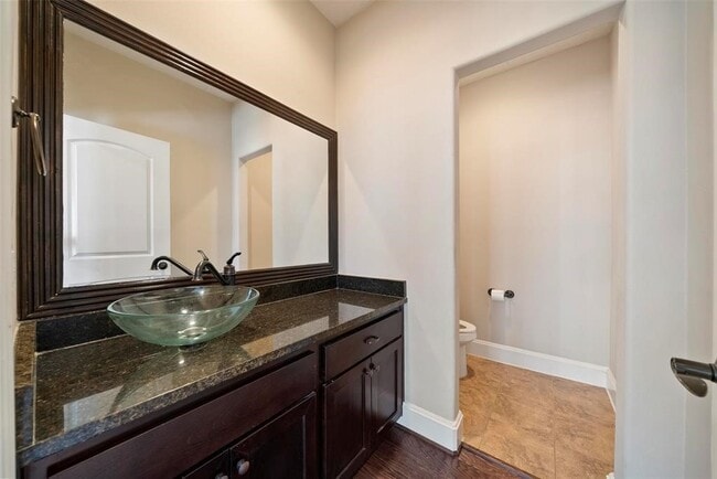 Photo - 835 Garden Oaks Trce