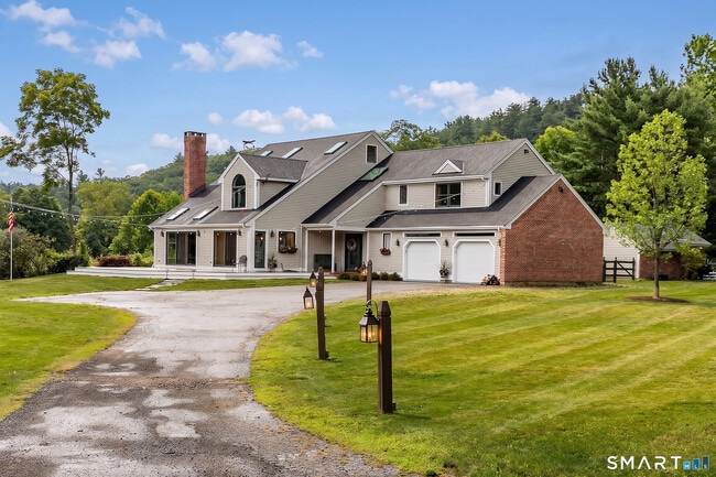 4 Breezy Hill Rd