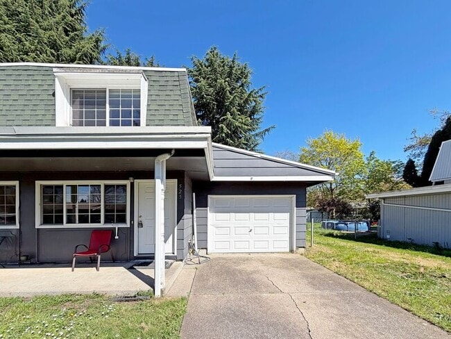 Photo - 525 Cinderella Loop