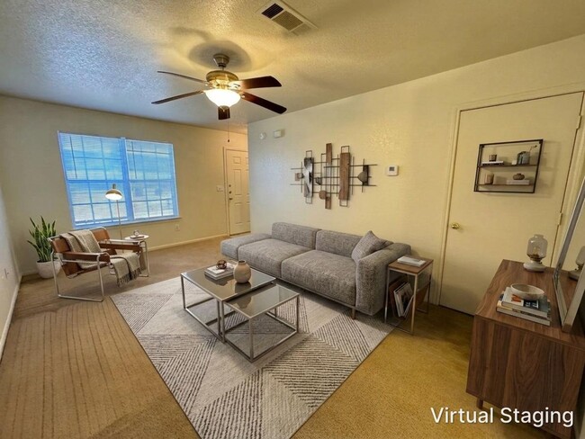 Photo - 205 Lydia Dr Unit Apt B