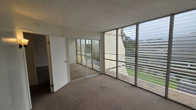 Photo - Ridgecrest ~ Spacious 2 Bedroom w/ 2 Reser...