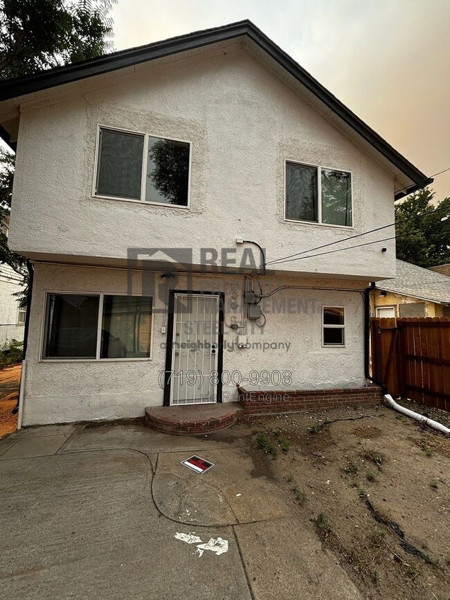 Photo - 1428 E Orman Ave