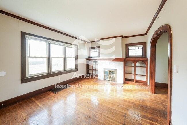 Photo - 206 Grafton St