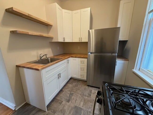 Photo - 1669 N Humboldt Ave Unit 1669 N Humboldt Ave, Apt 1