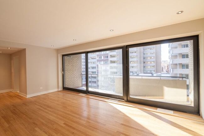 Photo - 3435 Rue Drummond Unité 53