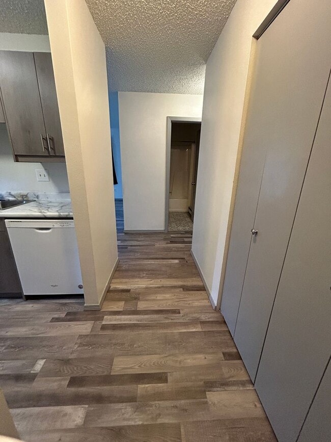 Photo - 507 Bruce Ave NW Unit Apt 3
