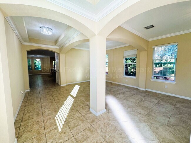 Photo - 6621 Helmsley Cir
