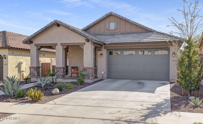 Building Photo - 20839 W Elm Way