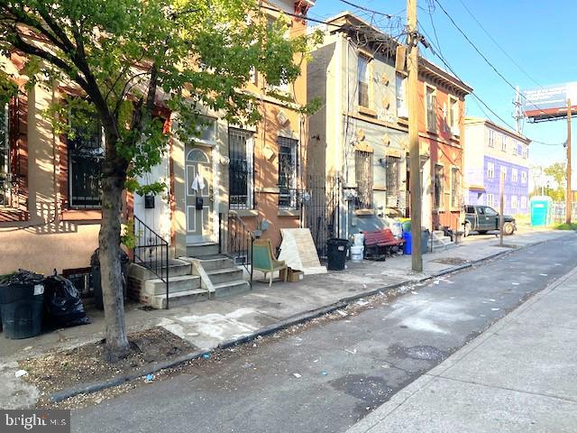 Photo - 211 Birch St