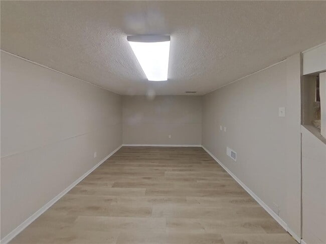 Photo - 8407 Lower 208th St W